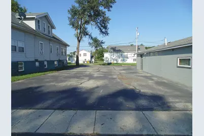 3232 Michigan Street, New Chicago, IN 46342 - Photo 4