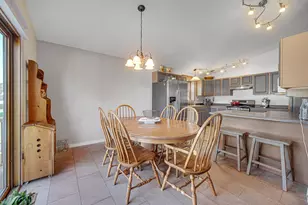 2993 Angelina St, Portage, IN 46368 - Photo 8