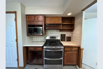 236 S 150 E, Valparaiso, IN 46383 - Photo 8