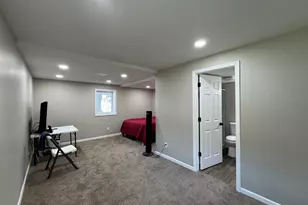 1049 Heather Ln, Munster, IN 46321 - Photo 22