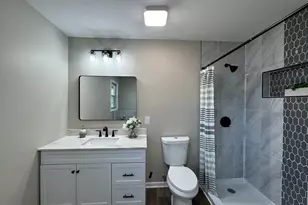 1049 Heather Ln, Munster, IN 46321 - Photo 14
