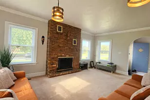 715 Garfield St, Gary, IN 46404 - Photo 2