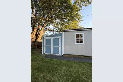 3609 Saint Joseph Place, Hobart, IN 46342 - Photo 14