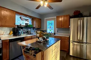3609 St Joseph Pl, Hobart, IN 46342 - Photo 6