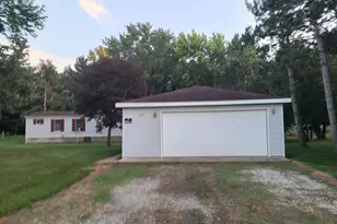 4381 Hawthorn Rd, Wheatfield, IN 46392 - Photo 2