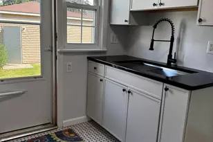 223 Adelaide Pl, Munster, IN 46321 - Photo 10