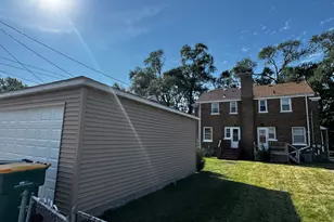 223 Adelaide Pl, Munster, IN 46321 - Photo 26