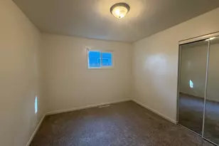 375 N Wabash St, Hobart, IN 46342 - Photo 16