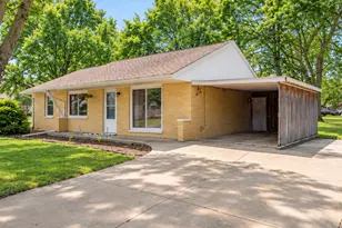 1609 Maple Garden Dr, La Porte, IN 46350 - Photo 14