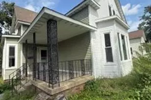 1110 E Cleveland Ave, Hobart, IN 46342 - Photo 1
