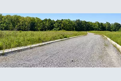 17500 Holtz Road, Lowell, IN 46356 - Photo 4