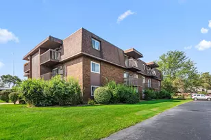 10049 Kennedy Ave, Highland, IN 46322 - Photo 2