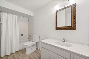 10049 Kennedy Ave, Highland, IN 46322 - Photo 16