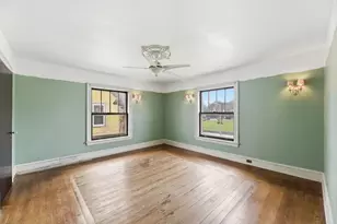 1005 Madison St, La Porte, IN 46350 - Photo 22