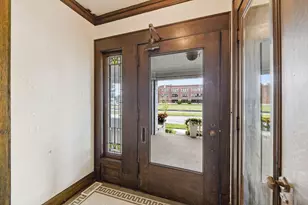 1005 Madison St, La Porte, IN 46350 - Photo 4