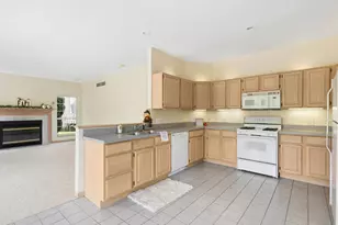 378 Ballenisle Ct, Chesterton, IN 46304 - Photo 4
