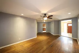 7815 Carolina Pl, Merrillville, IN 46410 - Photo 6