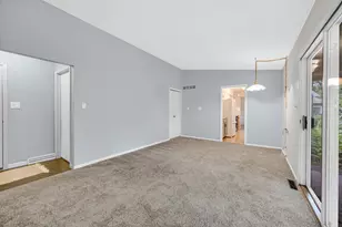 207 Highland Dr, Valparaiso, IN 46383 - Photo 18