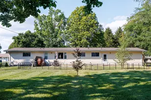 209 E Broadway St, Brook, IN 47922 - Photo 6