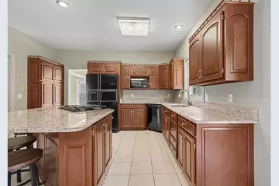 3305 Greyfox Drive N, Valparaiso, IN 46383 - Photo 12