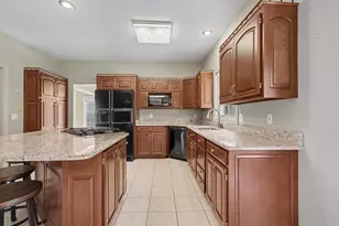 3305 Greyfox Dr N, Valparaiso, IN 46383 - Photo 12