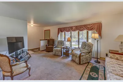 9500 Lilac Lane, Munster, IN 46321 - Photo 10