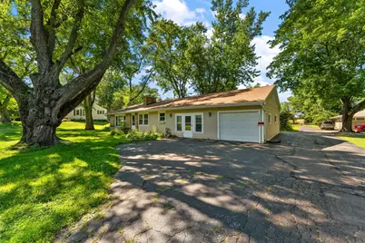 2800 E 73rd Avenue, Merrillville, IN 46410 - Photo 2