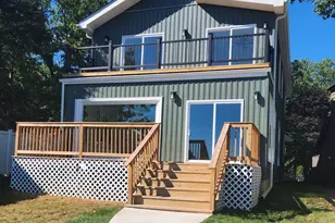 1308 Edgewater Beach Rd, Valparaiso, IN 46383 - Photo 2