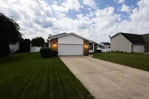 4931 Cardinal Ct, Schererville, IN 46375 - Photo 2