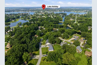 1986 Greenvalley Drive, Crown Point, IN 46307 - Photo 4