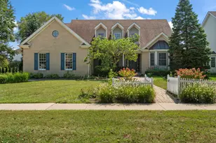 1624 Timberwood Ln, Munster, IN 46321 - Photo 1