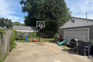 326 Ramion Ave, Michigan City, IN 46360 - Photo 4