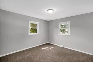 250 Prairie St, Lowell, IN 46356 - Photo 12