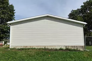 2209 Cleveland St, Gary, IN 46404 - Photo 28