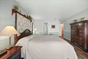 1060 Vanderburgh St, Valparaiso, IN 46385 - Photo 8