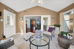 1060 Vanderburgh St, Valparaiso, IN 46385 - Photo 24