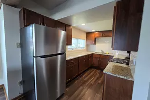 1500 Camellia Dr, Munster, IN 46321 - Photo 10