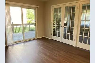 1424 Camellia Drive, Munster, IN 46321 - Photo 4