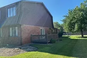 1424 Camellia Dr, Munster, IN 46321 - Photo 16