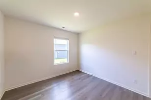 605 Ensign Pl, Hebron, IN 46341 - Photo 20