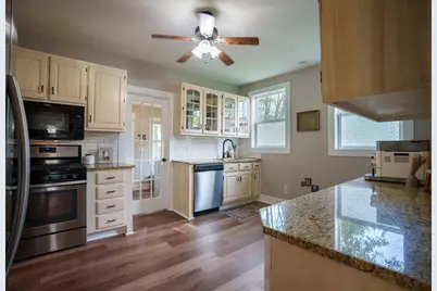 208 C Street, La Porte, IN 46350 - Photo 10