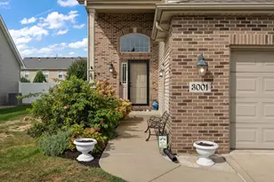 3001 Winter Garden Dr, Valparaiso, IN 46385 - Photo 2