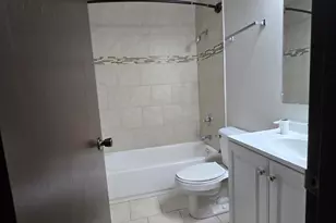 1436 Camellia Dr, Munster, IN 46321 - Photo 6