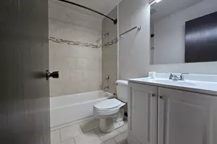 1436 Camellia Dr, Munster, IN 46321 - Photo 4