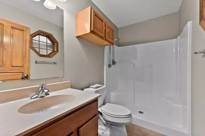552 Fleetwood Drive N, Valparaiso, IN 46385 - Photo 20