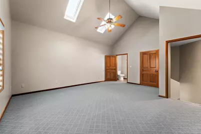 552 Fleetwood Drive N, Valparaiso, IN 46385 - Photo 30