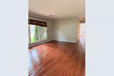 1305 Napoleon Street, Valparaiso, IN 46383 - Photo 2