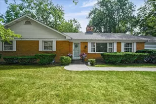 108 Fordwick Ln, Valparaiso, IN 46383 - Photo 4