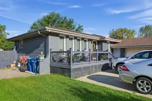 2524 James Dr, Dyer, IN 46311 - Photo 4