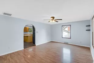 310 Jones St, North Judson, IN 46366 - Photo 4